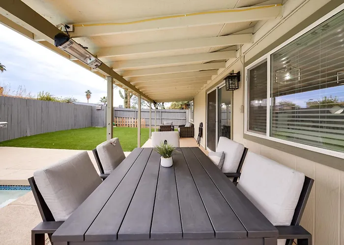 Holiday home Backyard Oasis! Family-friendly Retreat Tempe